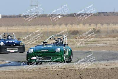 media/Feb-19-2022-Cal Club SCCA Super Tour (Sat) [[420969159b]]/Group 2/Race (Grapevine)/